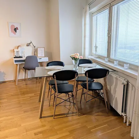 18 - Cozy With View, 7th Floor Διαμέρισμα *