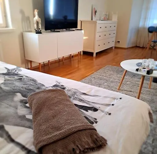 18 - Cozy With View, 7th Floor Apartamento Kemi