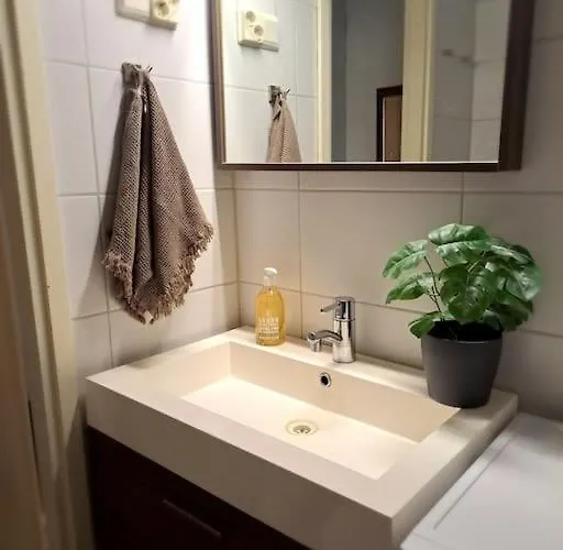 18 - Cozy With View, 7th Floor