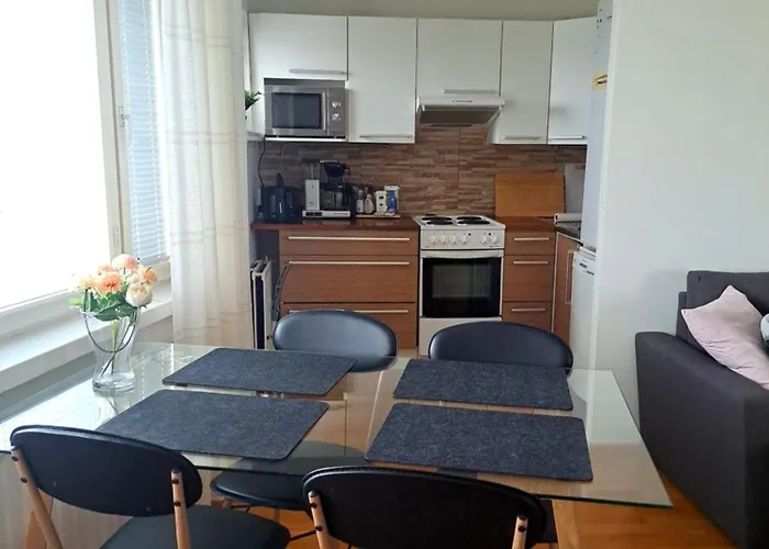 18 - Cozy With View, 7th Floor * Kemi